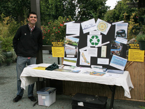 EcoSLO explained worm bin composting.